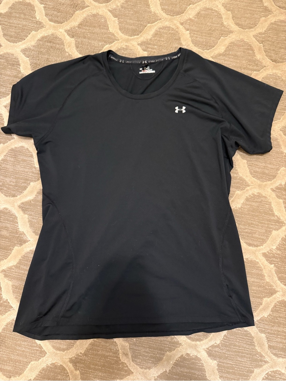Under Armour Black Women's Short Sleeve Athletic Tee